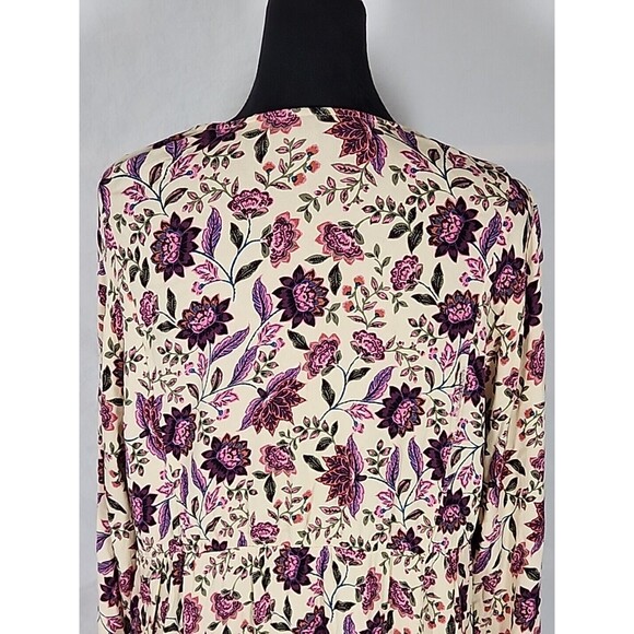 Torrid Challis Floral Tan Textured Embroidered Lace-Up Front Top 2X - Picture 10 of 12